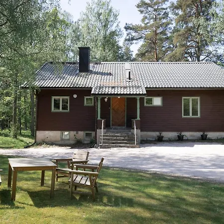 فيلة Signell Foerby *